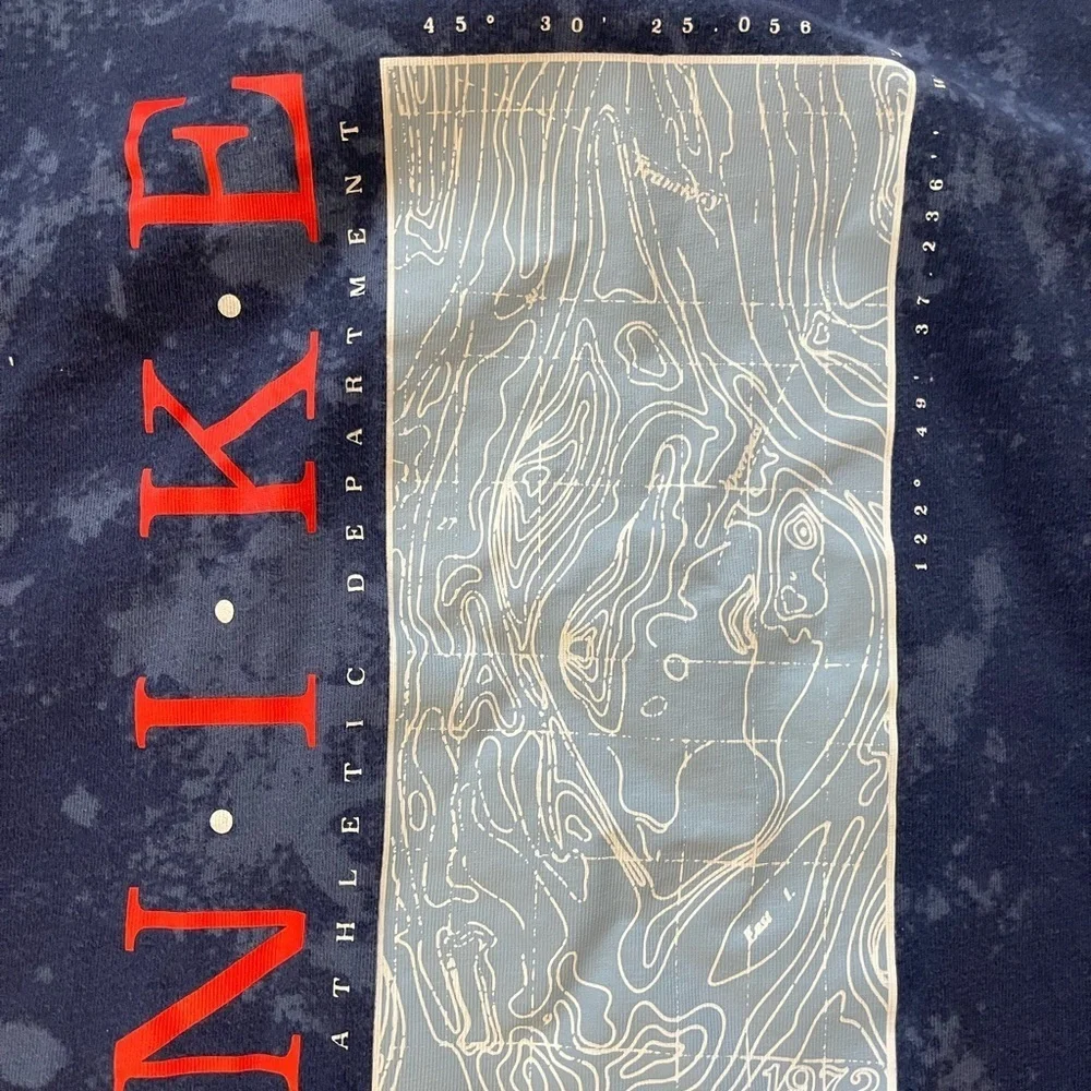 Nike box tee